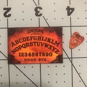 Dollhouse Miniature action figure any scale Ouija Board Scale 1:6 1:12 any